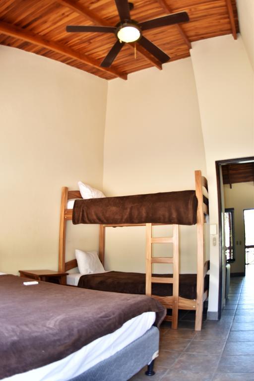 Casa Aura Auberge de jeunesse