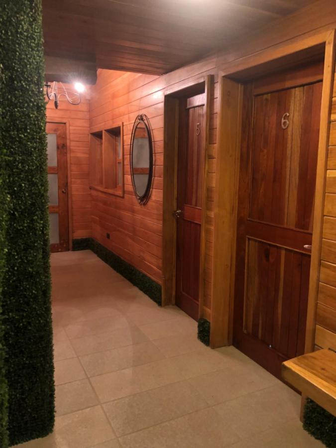 Casa Aura Auberge de jeunesse *